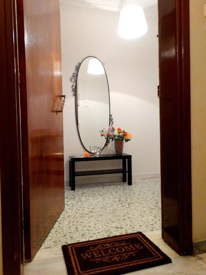 Cosy And Comfortable Apartment In The City Center Афіни Екстер'єр фото